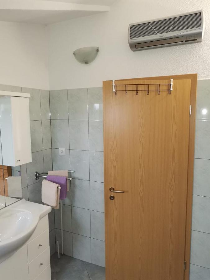 Trilj Apartman Jurika ภายนอก รูปภาพ