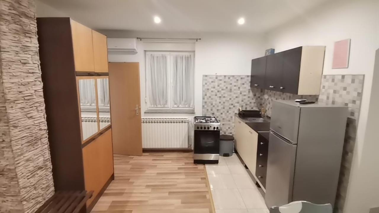 Trilj Apartman Jurika ภายนอก รูปภาพ